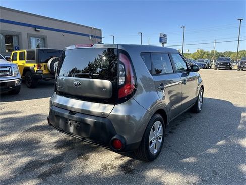 Used 2016 Kia Soul image 5