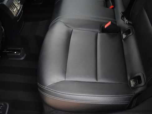 Used 2019 Mercedes-Benz CLA 250 4MATIC image 37