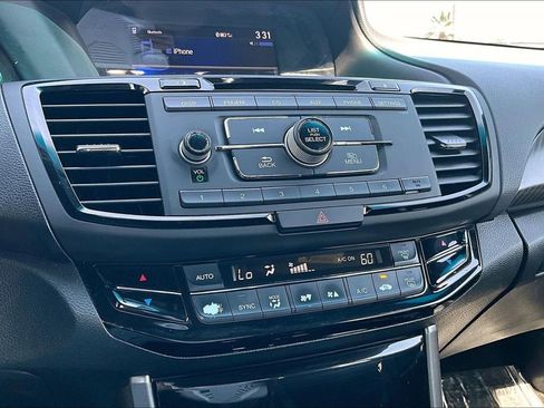 Used 2016 Honda Accord Sport image 13