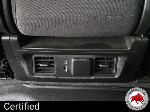 Used 2023 Chevrolet Silverado 1500 LT AWD/4WD image 16