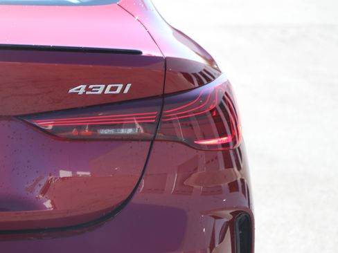 Certified 2025 BMW 430i xDrive Coupe w/ M Sport Package AWD/4WD image 11