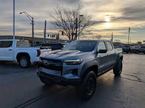 Used 2024 Chevrolet Colorado ZR2 w/ ZR2 Bison Edition image 5