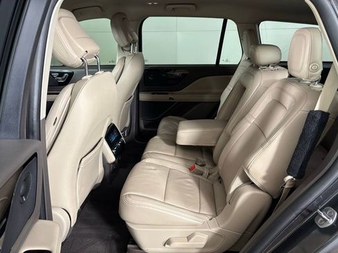 Used 2020 Lincoln Aviator Reserve w/ Elements Package Plus image 36