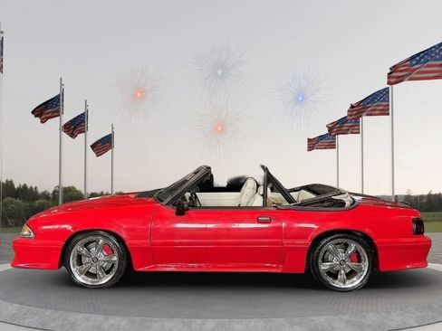 Used 1993 Ford Mustang GT RWD image 11