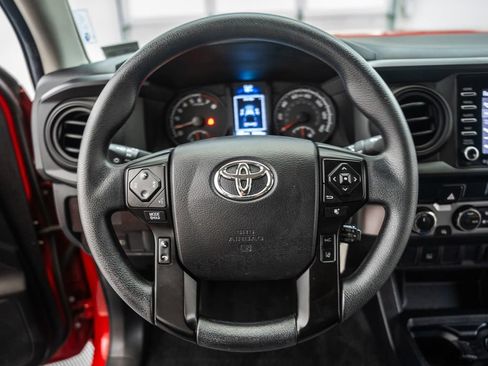 Certified 2022 Toyota Tacoma SR AWD/4WD image 31