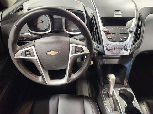 Used 2011 Chevrolet Equinox LT w/ Chrome Appearance Package FWD image 11