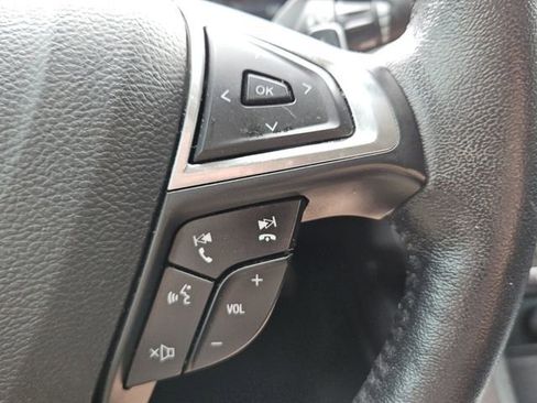 Used 2019 Ford Fusion Titanium AWD/4WD image 13