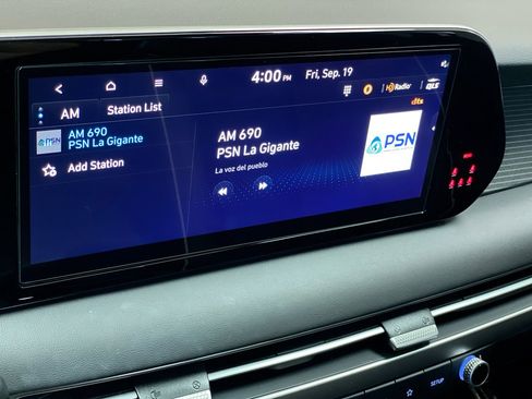 Used 2024 Hyundai Palisade Limited image 27