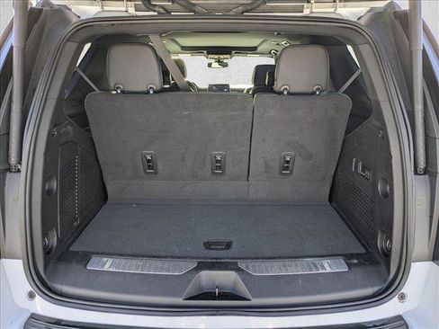 Used 2022 Chevrolet Tahoe Z71 w/ Luxury Package image 6