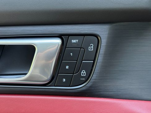 Used 2023 Porsche Panamera Platinum Edition RWD image 18