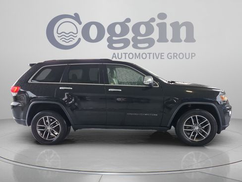 Used 2017 Jeep Grand Cherokee Limited AWD/4WD image 4
