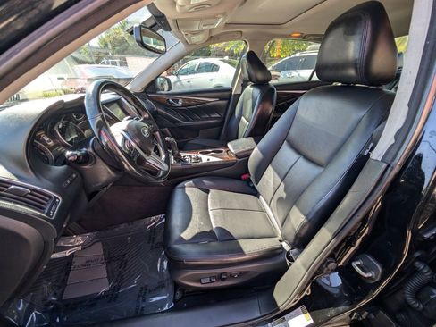 Used 2018 INFINITI Q50 Luxe w/ Essential Package (3.0T Luxe) image 14