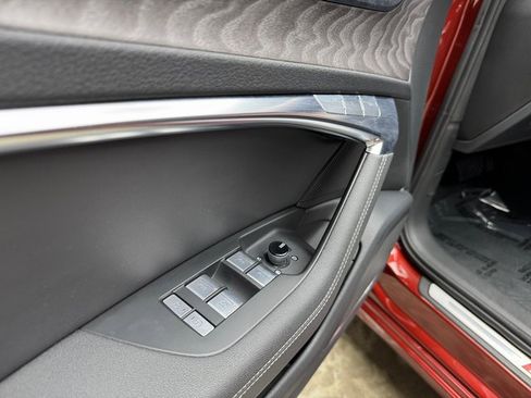 Used 2024 Audi A6 Premium Plus image 11