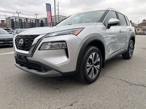 Certified 2023 Nissan Rogue SV w/ SV Premium B Package image 3