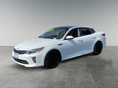 Used 2018 Kia Optima S w/ Panoramic Sunroof Package