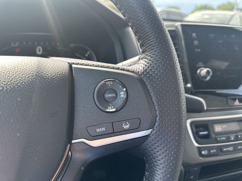 Used 2025 Honda Passport EX-L image 22