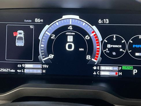 Used 2024 Toyota Tundra Platinum AWD/4WD image 21