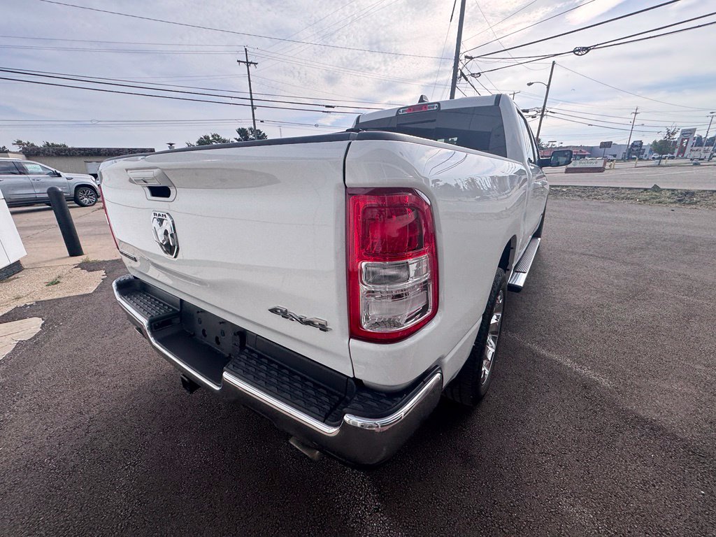 Used 2022 RAM 1500 Big Horn AWD/4WD image 3