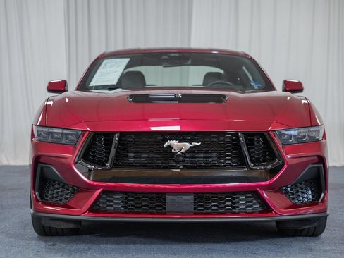 Certified 2025 Ford Mustang GT Premium RWD image 2