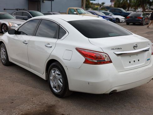 Used 2013 Nissan Altima 2.5 S image 5