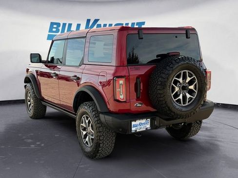 Used 2025 Ford Bronco Badlands image 3