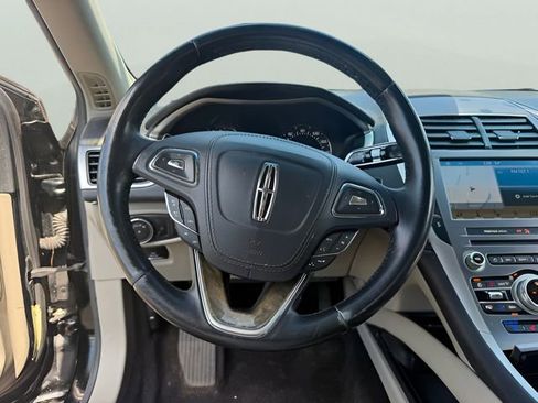 Used 2017 Lincoln MKZ Reserve w/ Climate Package AWD/4WD image 16