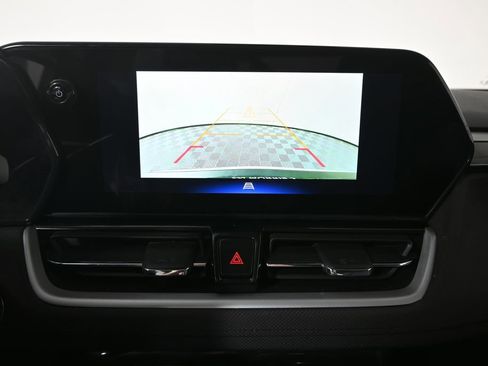 Used 2024 Chevrolet TrailBlazer LT w/ LT Cold Weather Package AWD/4WD image 28