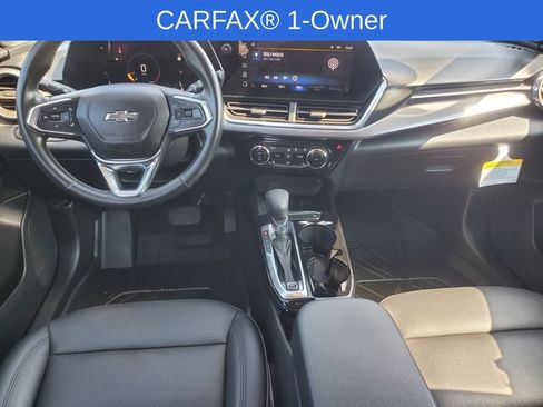 Certified 2024 Chevrolet Trax ACTIV FWD image 32