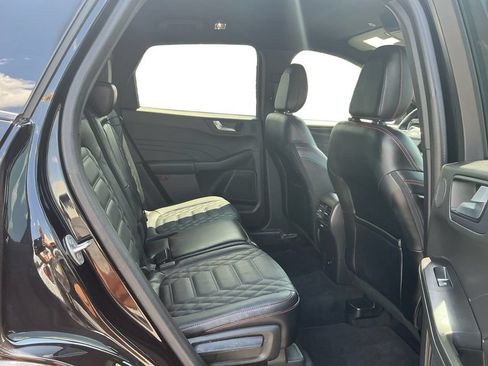 Certified 2023 Ford Escape ST-Line Elite w/ Premium Technology Package AWD/4WD image 23