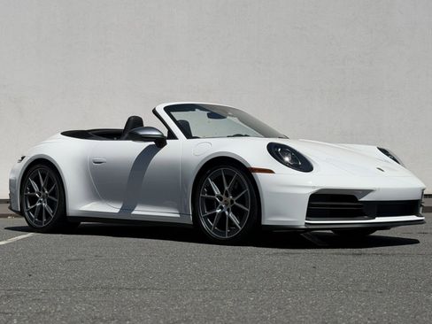 Used 2026 Porsche 911 Carrera T RWD image 27
