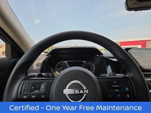 Certified 2025 Nissan Pathfinder SL FWD image 25
