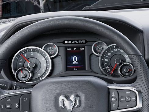 New 2027 RAM 1500 Express AWD/4WD image 17
