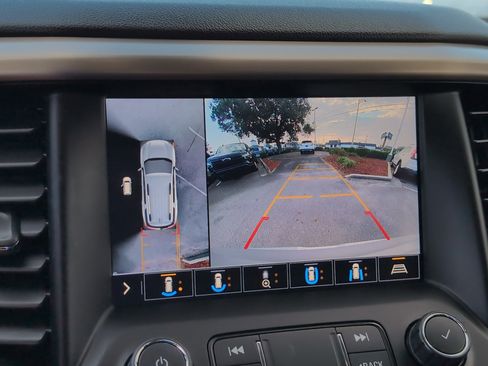 Used 2020 GMC Acadia Denali w/ LPO, Floor Liner Package image 16