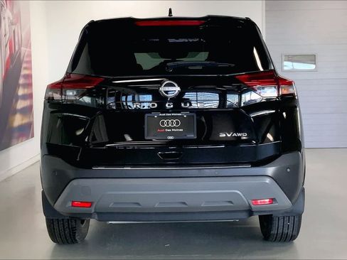Used 2023 Nissan Rogue SV AWD/4WD image 5