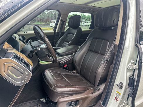 Used 2019 Land Rover Range Rover Sport HSE AWD/4WD image 13