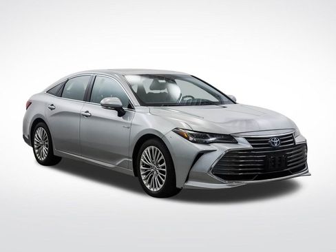 Used 2020 Toyota Avalon Limited w/ All Weather Liner Package FWD image 7