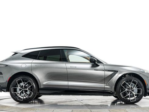Used 2025 Aston Martin DBX 707 AWD/4WD image 47