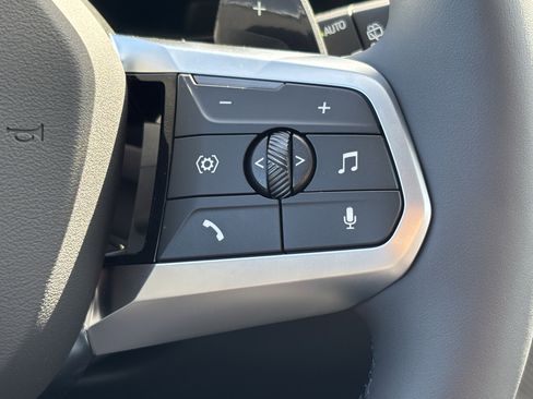 Used 2026 BMW X1 xDrive28i w/ Technology Package image 22