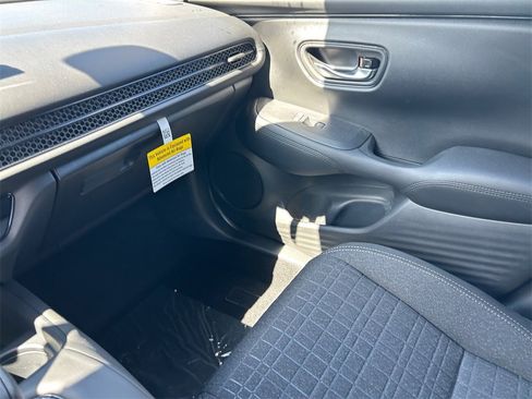 New 2026 Honda HR-V LX image 23