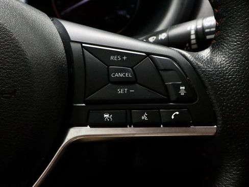 Certified 2023 Nissan Kicks SR image 28