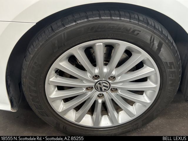 Used 2016 Volkswagen Passat 1.8T SE w/ Lighting Package (P06) FWD image 10