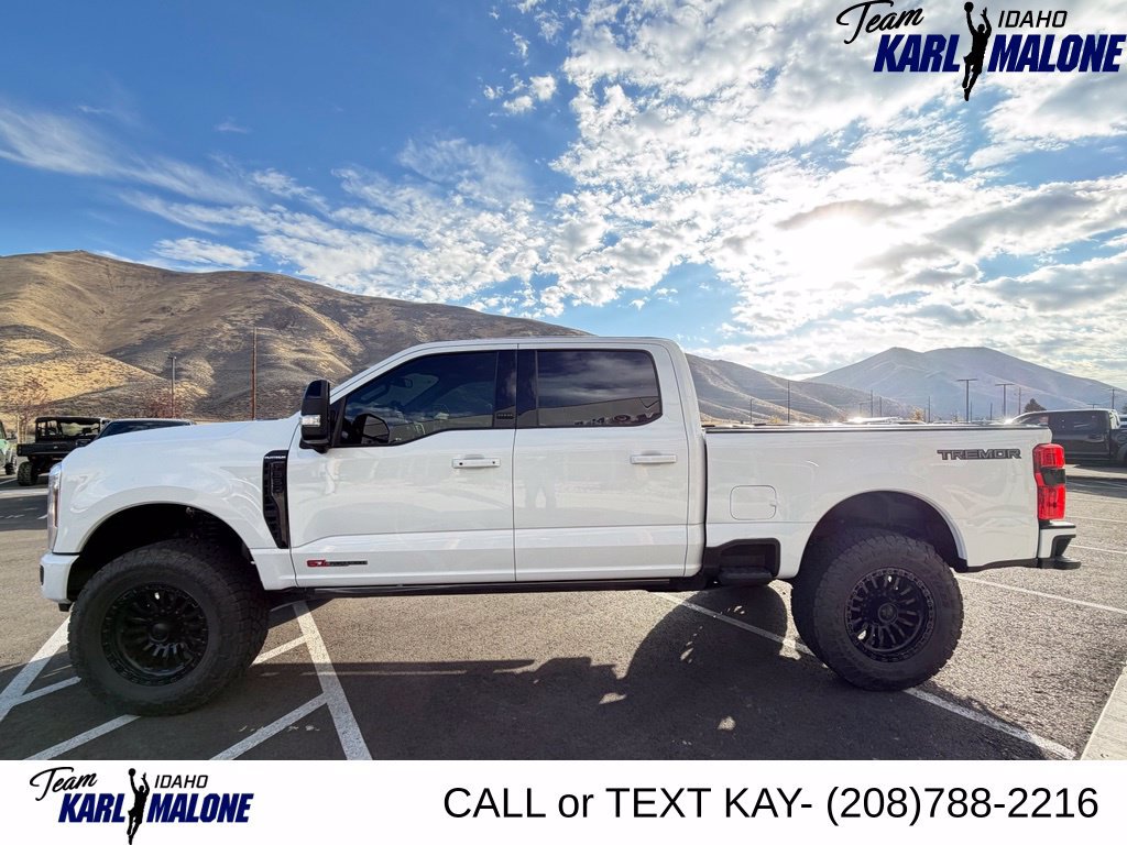 Used 2025 Ford F350 Platinum w/ Tremor Off-Road Package AWD/4WD image 6