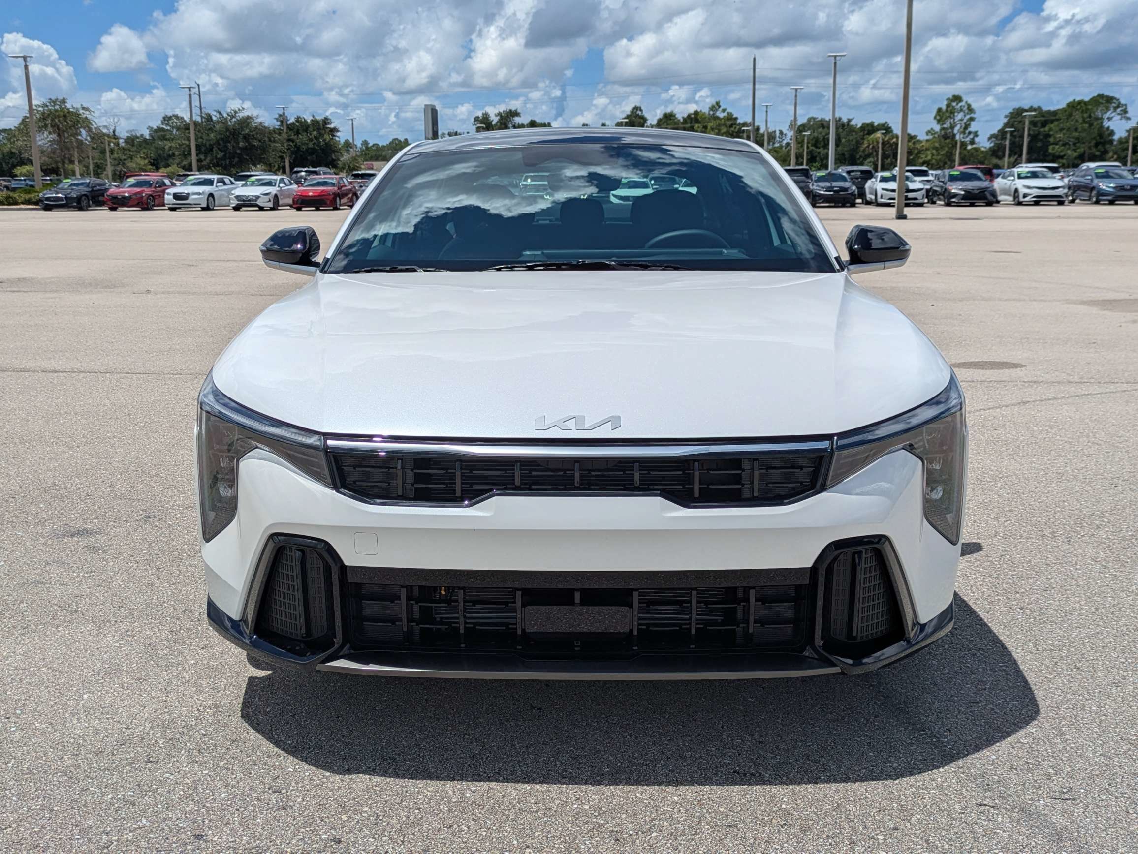 New 2026 Kia K4 EX w/ GT-Line Premium Package FWD image 3