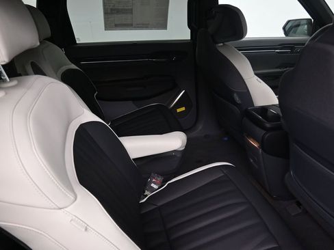 New 2026 Kia EV9 GT-Line AWD/4WD image 18