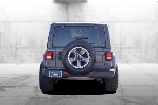 Used 2021 Jeep Wrangler Unlimited Sahara w/ Cold Weather Group AWD/4WD image 6