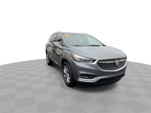 Certified 2019 Buick Enclave Avenir image 2