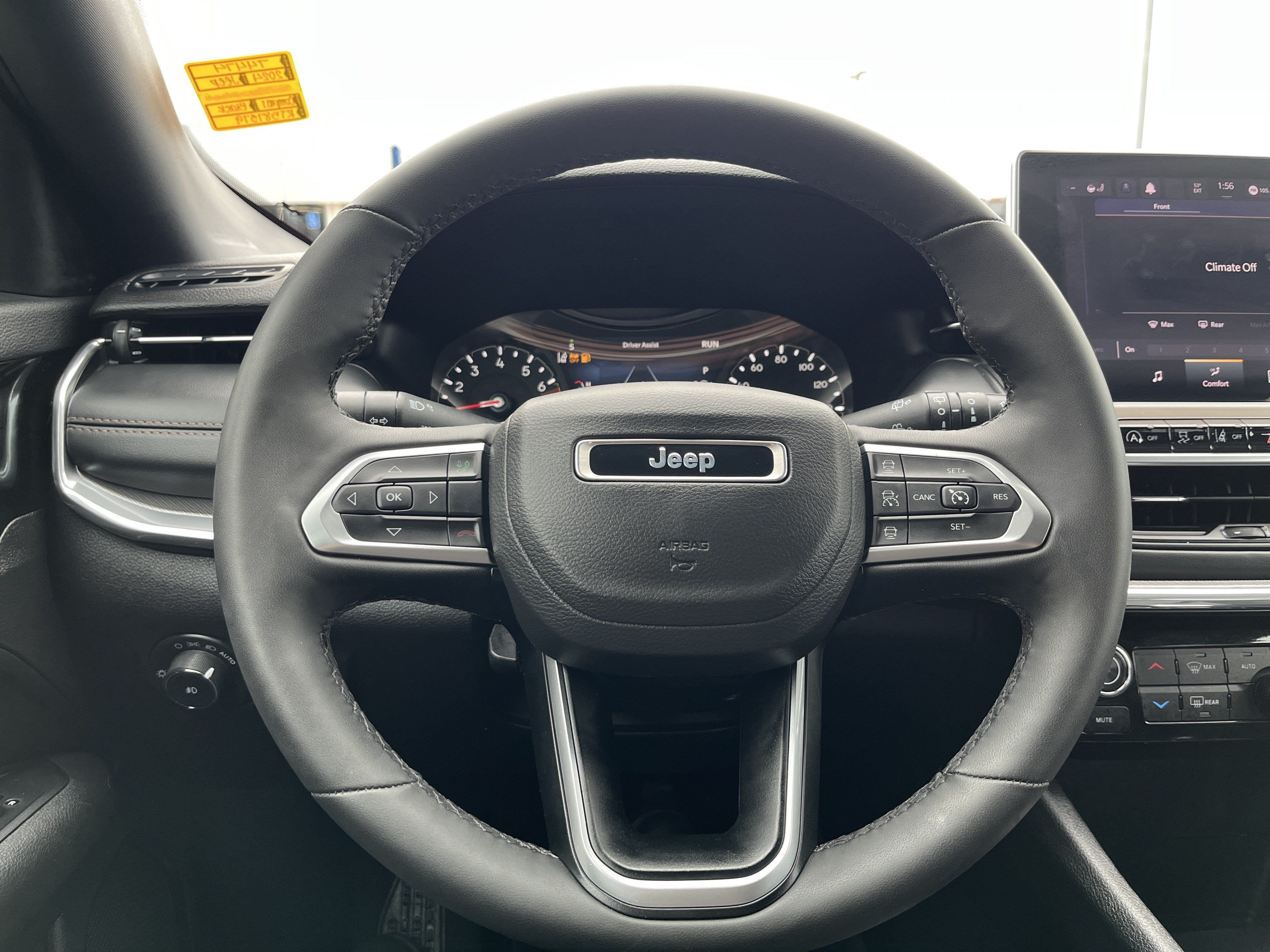 Used 2024 Jeep Compass Limited AWD/4WD image 7
