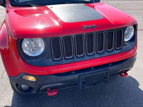 Used 2016 Jeep Renegade Trailhawk AWD/4WD image 31