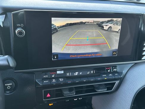 Used 2025 Toyota Camry SE w/ Multimedia Upgrade Package image 24