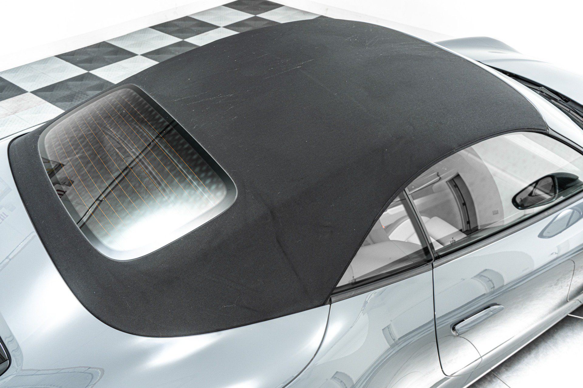Used 2025 Porsche 911 Carrera RWD image 39